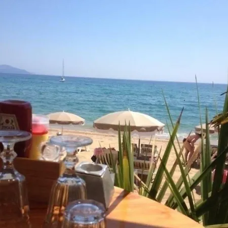 Cyclades 8 * Le Lavandou